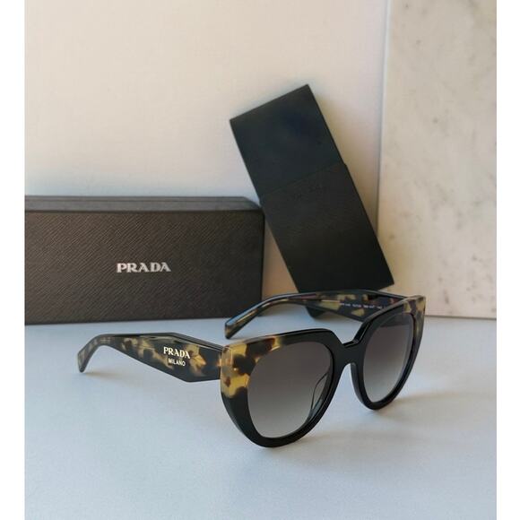 NEW Prada PR14WS Sunglasses in Medium Tortoise / Black - Picture 1 of 5